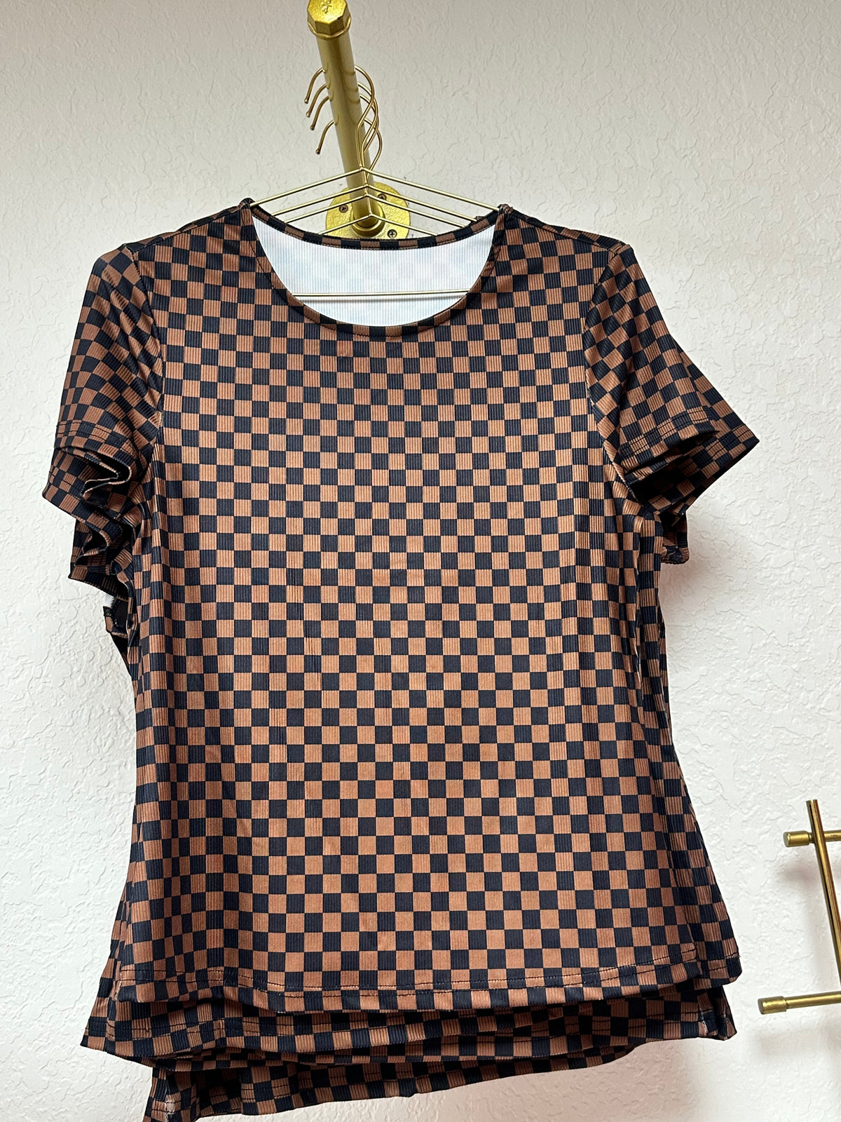 LV CHECKER BWN SHIRT